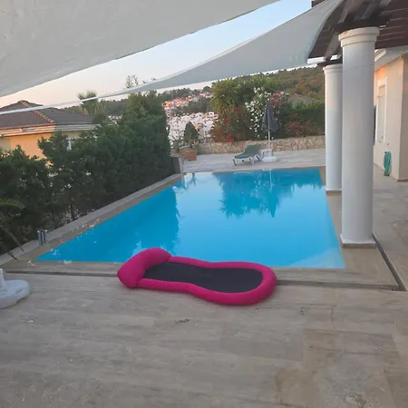 Vila Melli-ilay
